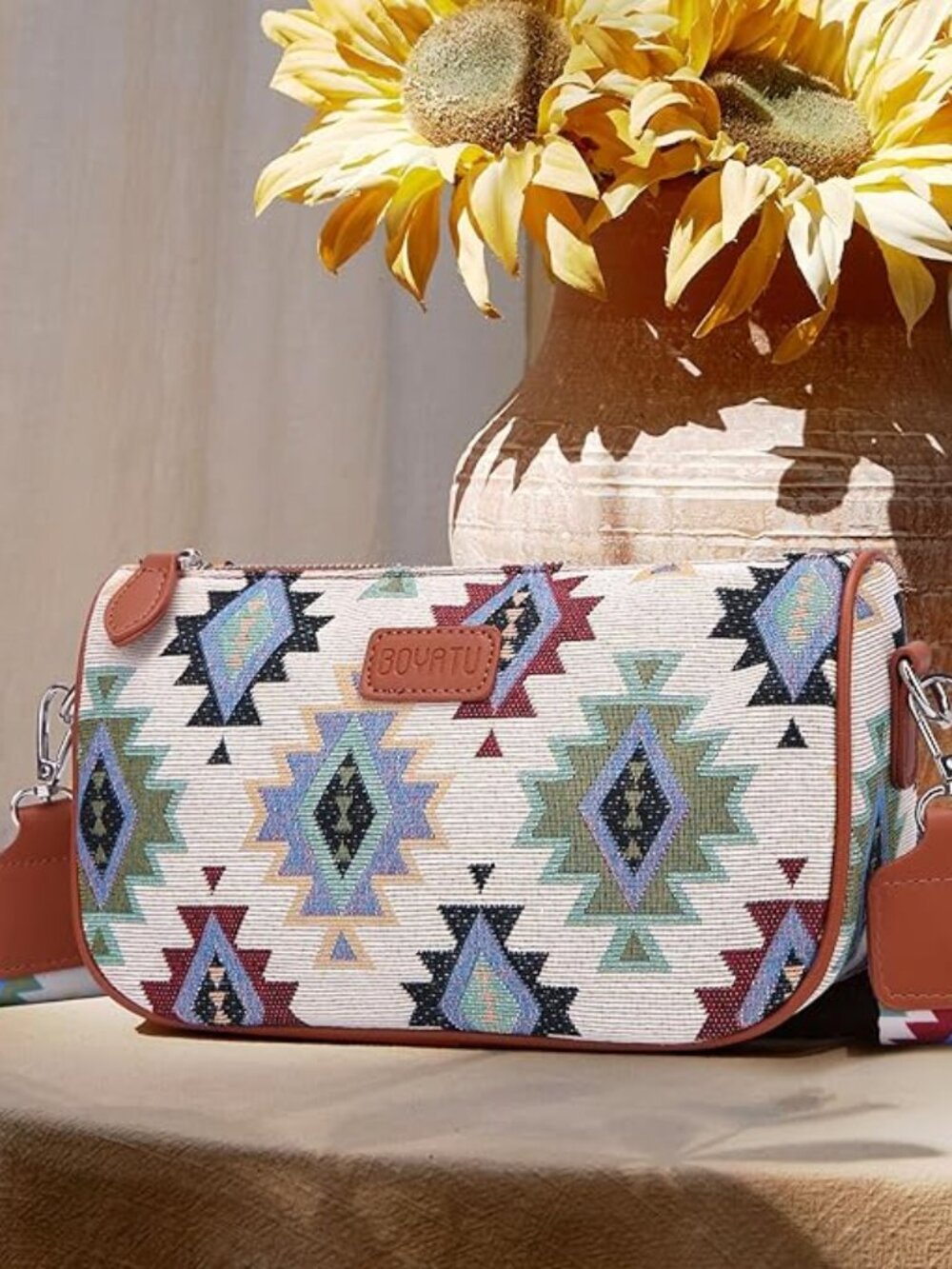 NWT! Cute Canvas & Faux Leather Southwestern Design Shoulder Bag w/Detach. Strap